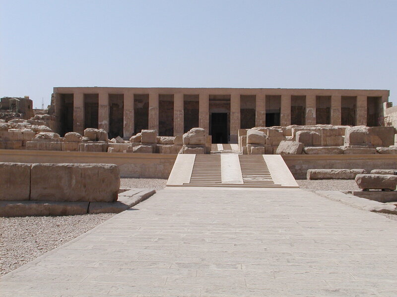 façade temple abydos