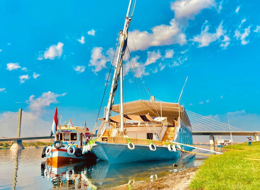 PHOTO-2023-11-06-17-04-59 2